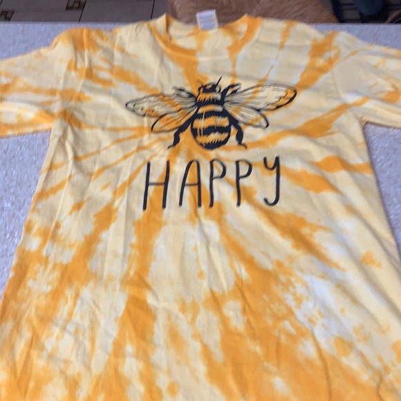 Tops - Bee Happy tie dye tee